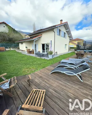 Maison traditionnelle à Farges (01550)