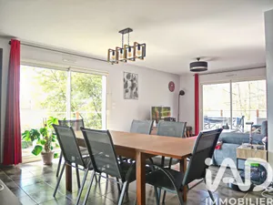 Maison à Camblanes-et-Meynac (33360)