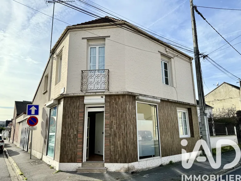 Immeuble 175 m² · à Creil · 175 m² · 247 000 €