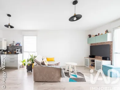 Apartment in Nieul-sur-Mer (17137)