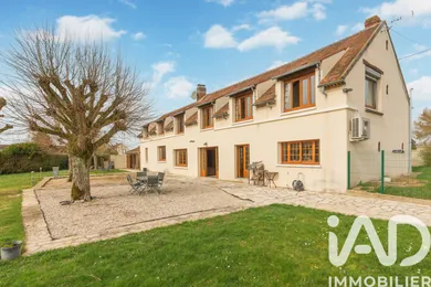 Maison traditionnelle à Villebéon (77710)