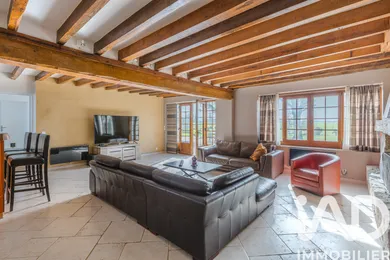 Maison traditionnelle à Villebéon (77710)