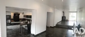 Building in Coursan (11110)