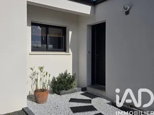 Maison à Coëx (85220)