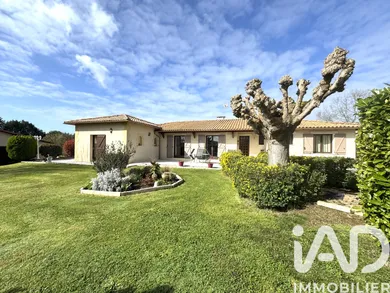 House in Targon (33670)