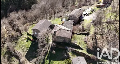 Maison de campagne à Arcens (07310)