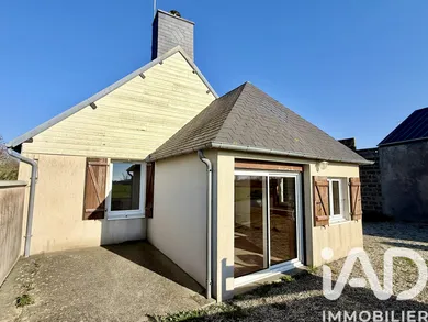 Traditional house in Tourneville-sur-Mer (50660)