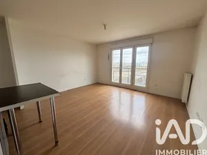 Apartment in Thiais (94320)
