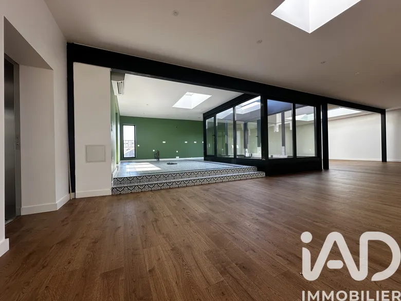 Appartement 4 pièces 230 m² · à Douai · 230 m² · 399 000 €