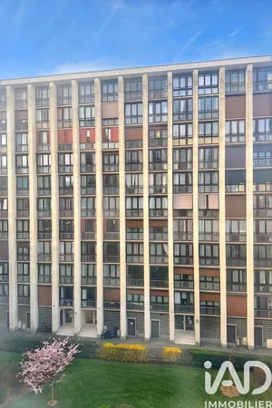 Apartment in Meudon (92360)