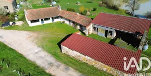 Maison de campagne à MOUSSAC (86150)
