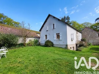 Village house in Grury (71760)