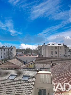 Apartment in Pantin (93500)