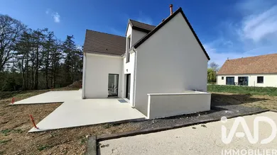 Maison à Mesnil-sur-l'Estrée (27650)