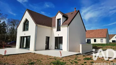 Maison à Mesnil-sur-l'Estrée (27650)