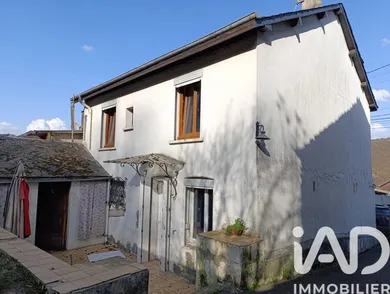 Maison de ville à Bogny-sur-Meuse (08120)