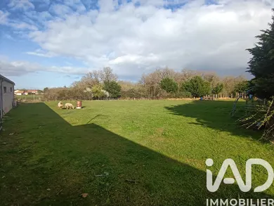 Terrain à Argentonnay (79150)