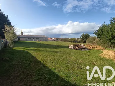Terrain à Argentonnay (79150)