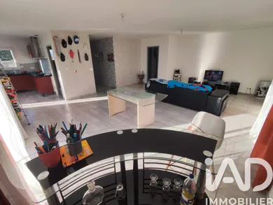 Detached house in Nézignan-l'Évêque (34120)