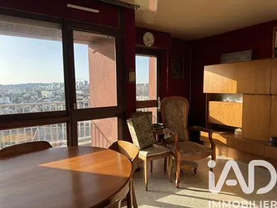 Apartment in Cachan (94230)