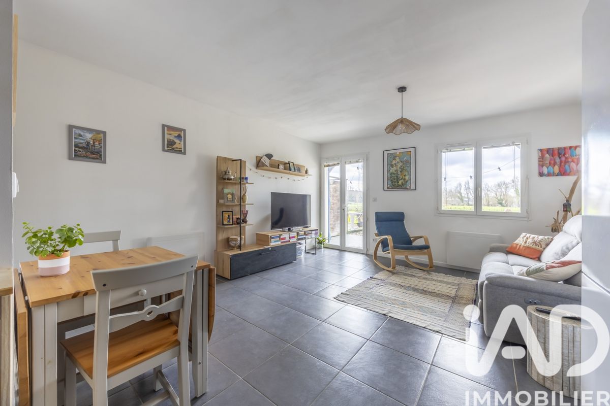 appartement à Saint-Julien-en-Born