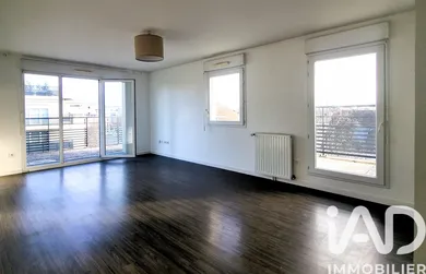 Apartment in Élancourt (78990)
