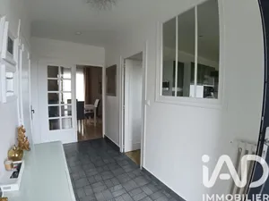 Maison à Louzy (79100)
