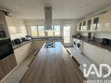 Maison à Bourges (18000)