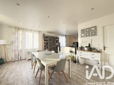 House in La Rochette (77000)