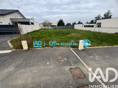 Terrain à bâtir à Seilh (31840)