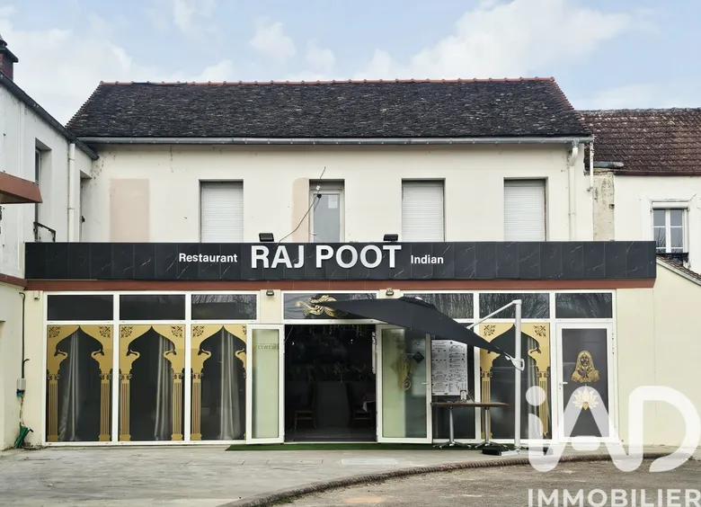 Immeuble 250 m² · à Joigny · 250 m² · 257 000 €