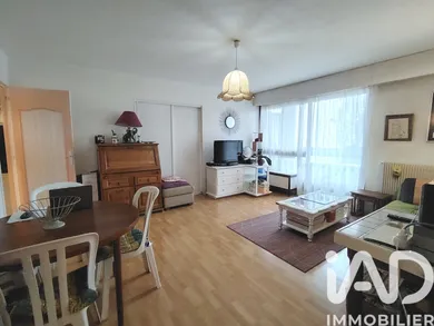 Appartement à Les Ulis (91940)