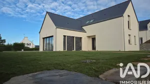 House in PLEVENON (22240)
