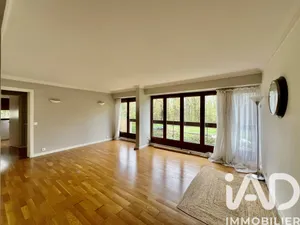 Apartment in Maisons-Laffitte (78600)