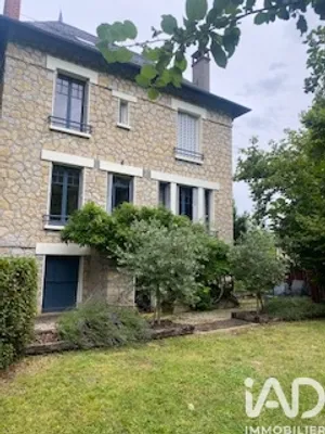 Townhouse in Terrasson-Lavilledieu (24120)