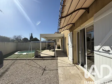 House in Rochefort-du-Gard (30650)