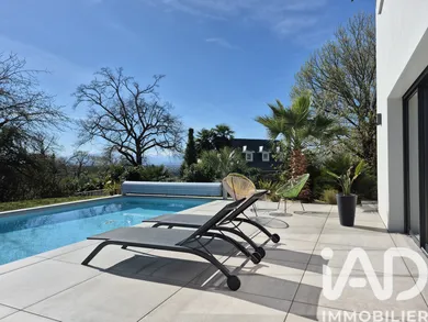 Maison d'architecte à Sauvagnon (64230)