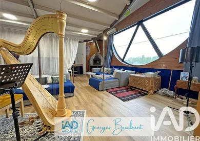 Barge in Bezons (95870)