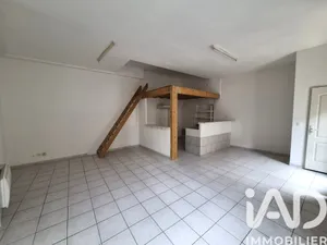 Apartment in Nîmes (30900)