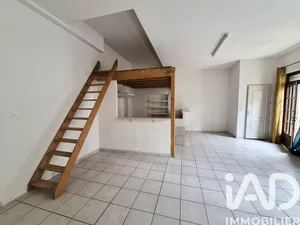 Apartment in Nîmes (30900)