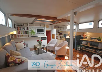 Barge in Asnières-sur-Seine (92600)