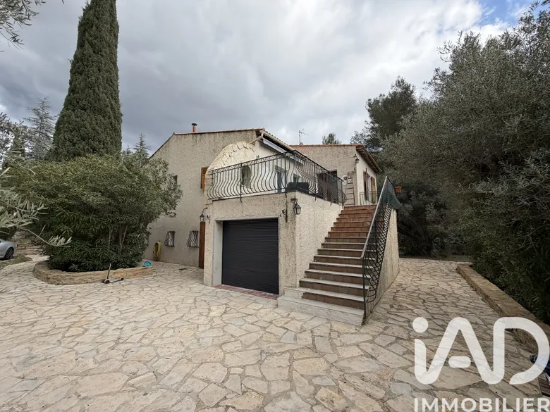 Maison 8 pièces 187 m² · à Le Beausset · 187 m² · 750 000 €