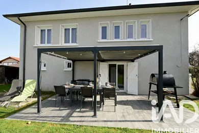Maison à Saint-Bonnet-de-Mure (69720)