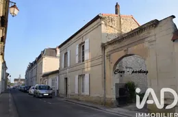 Townhouse in Loudun (86200)
