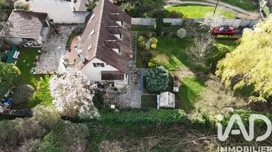 Maison traditionnelle à Montfermeil (93370)