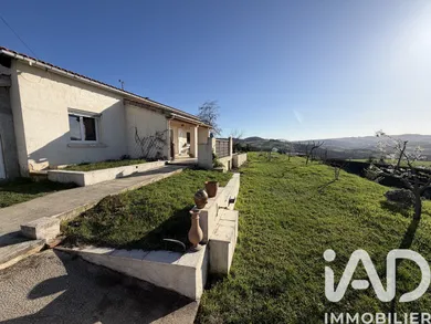 Traditional house in Plats (07300)