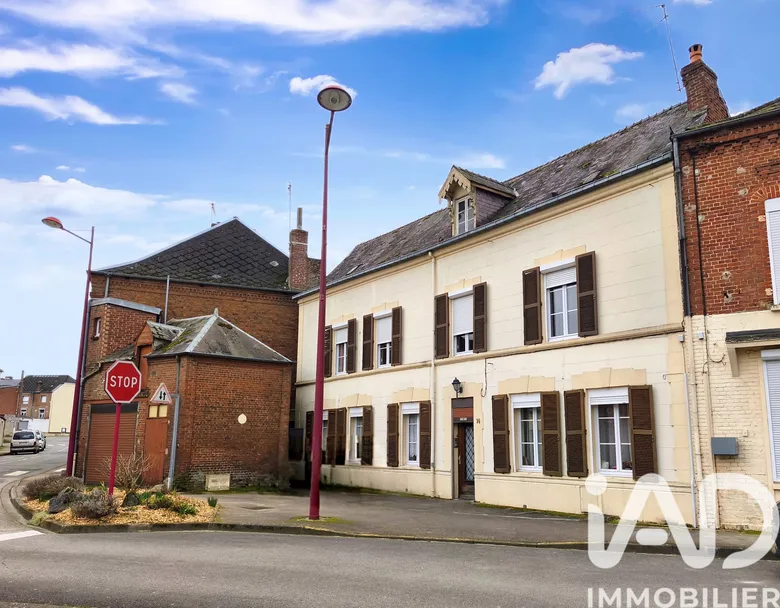 Maison 8 pièces 221 m² · à Hirson · 221 m² · 115 000 €