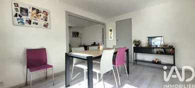 Apartment in Orange (84100)