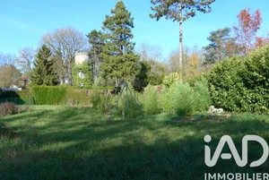 Terrain à La Celle-Saint-Cloud (78170)