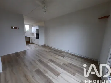 Appartement à Saint-Pierre-lès-Nemours (77140)